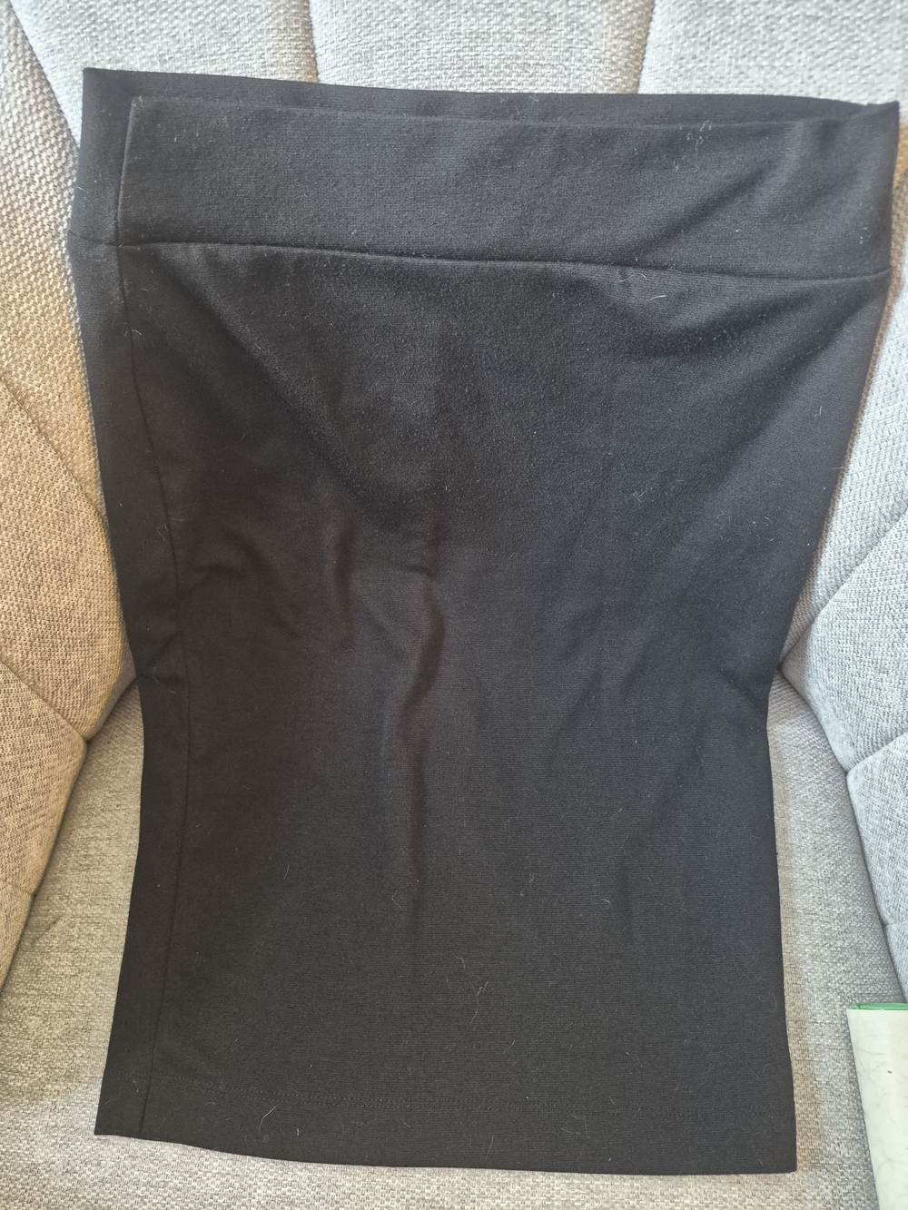 Classic Black Women's Pencil Skirt - Sleek Wardrobe Staple